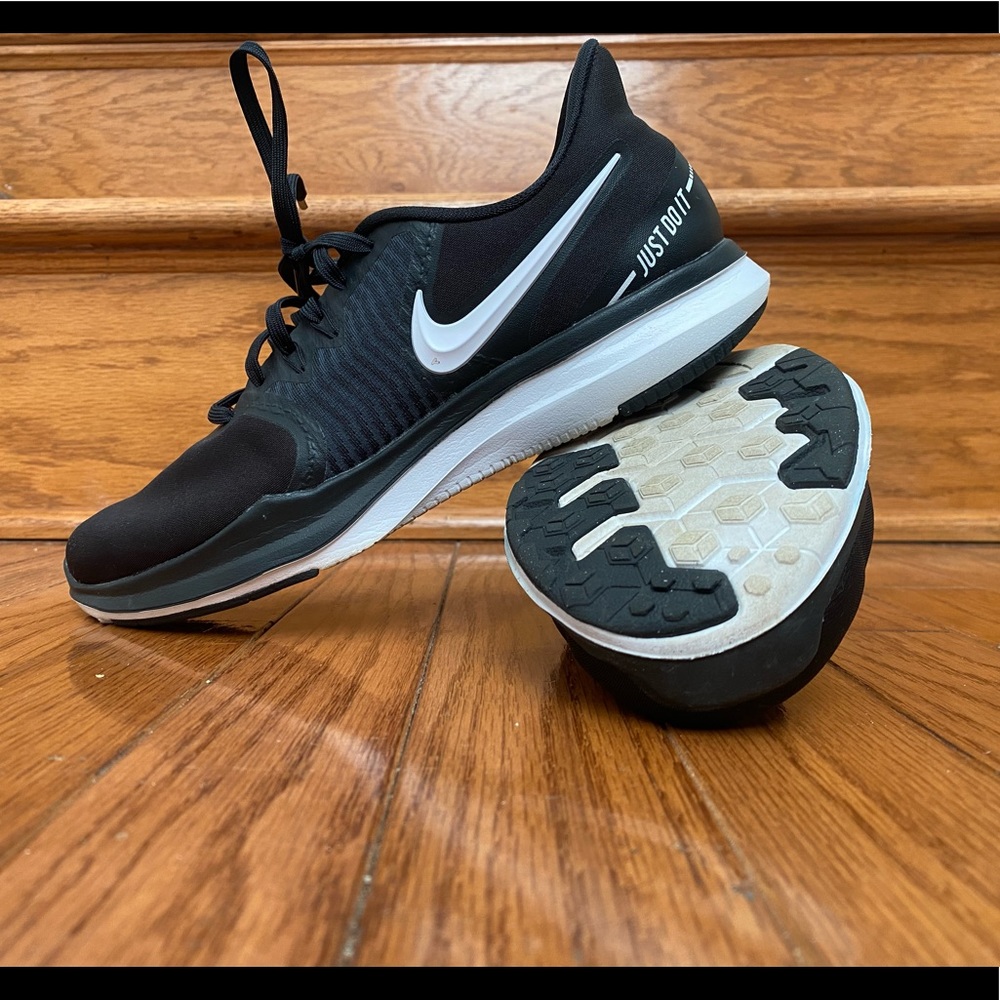 Nike In-Season TR 8 Premium Women's Training Shoes